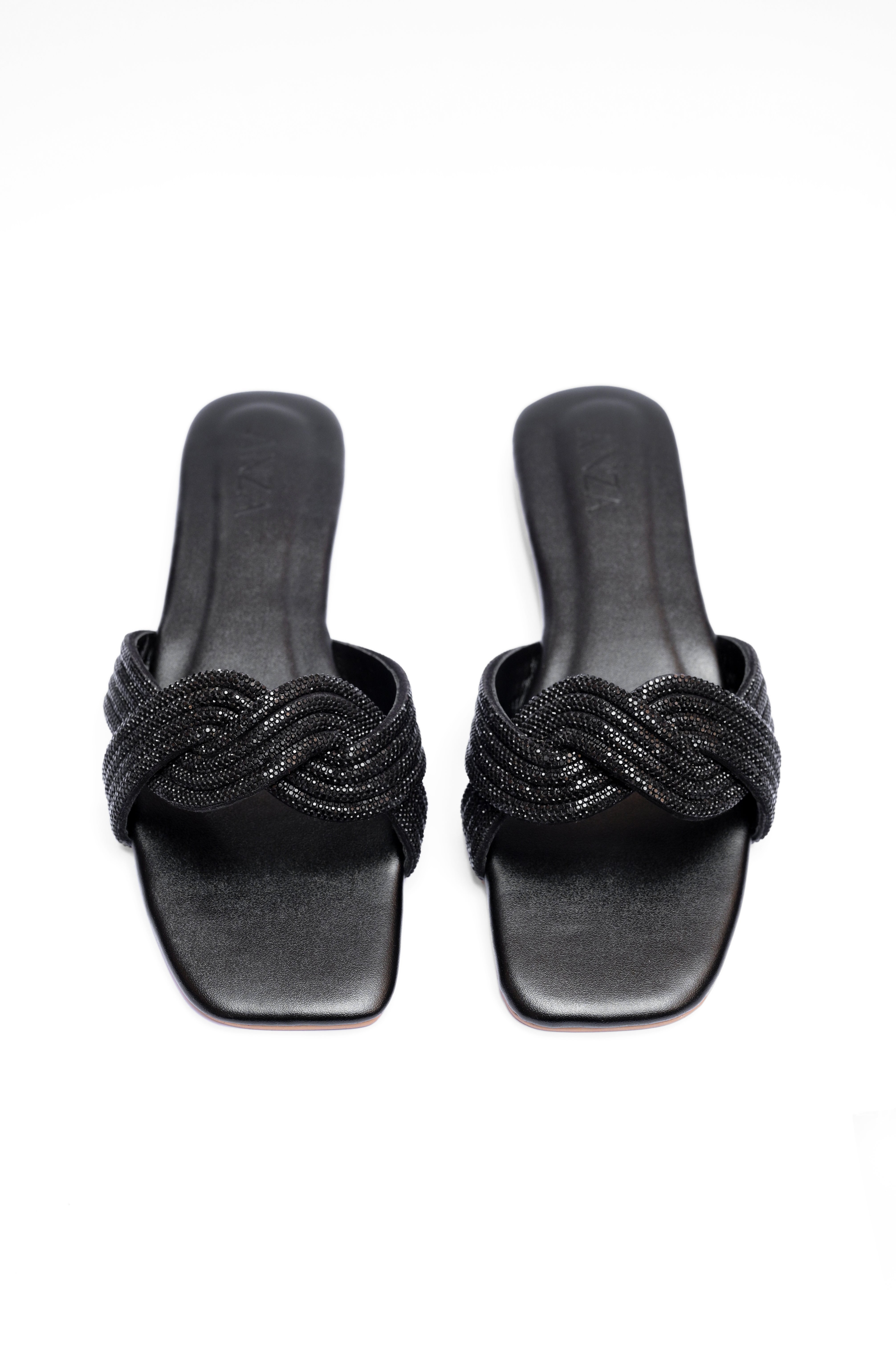 | ANZA Aurora | Flats | Anza | OneHub